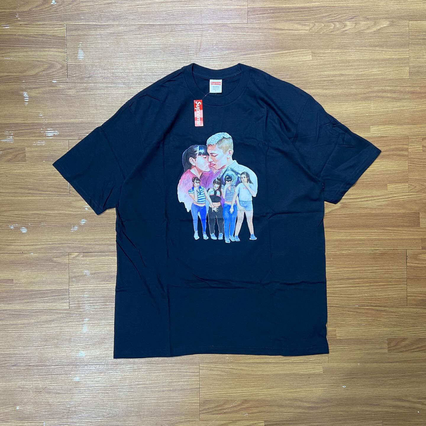 Supreme FW17 Kiss Tee Navy 實拍