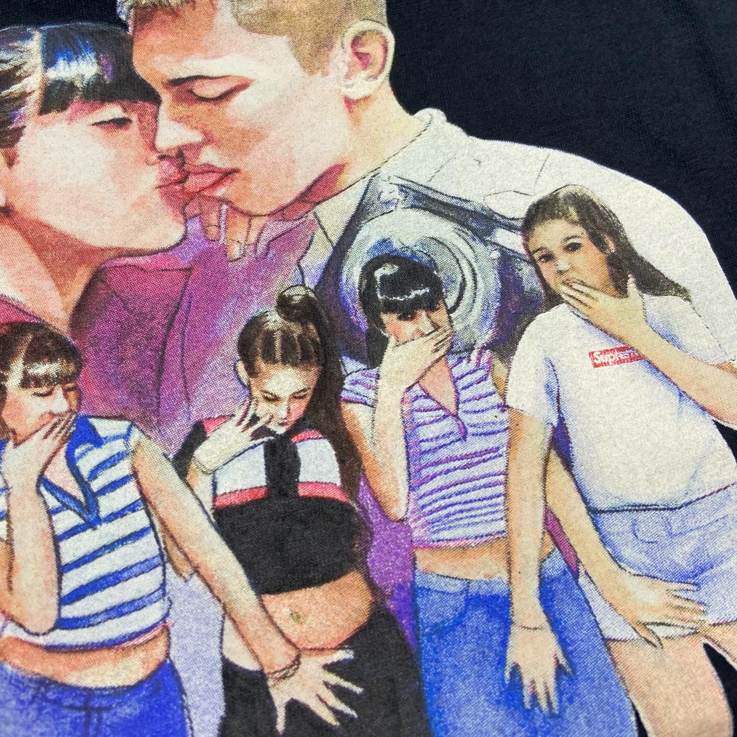 Supreme FW17 Kiss Tee Navy 實拍