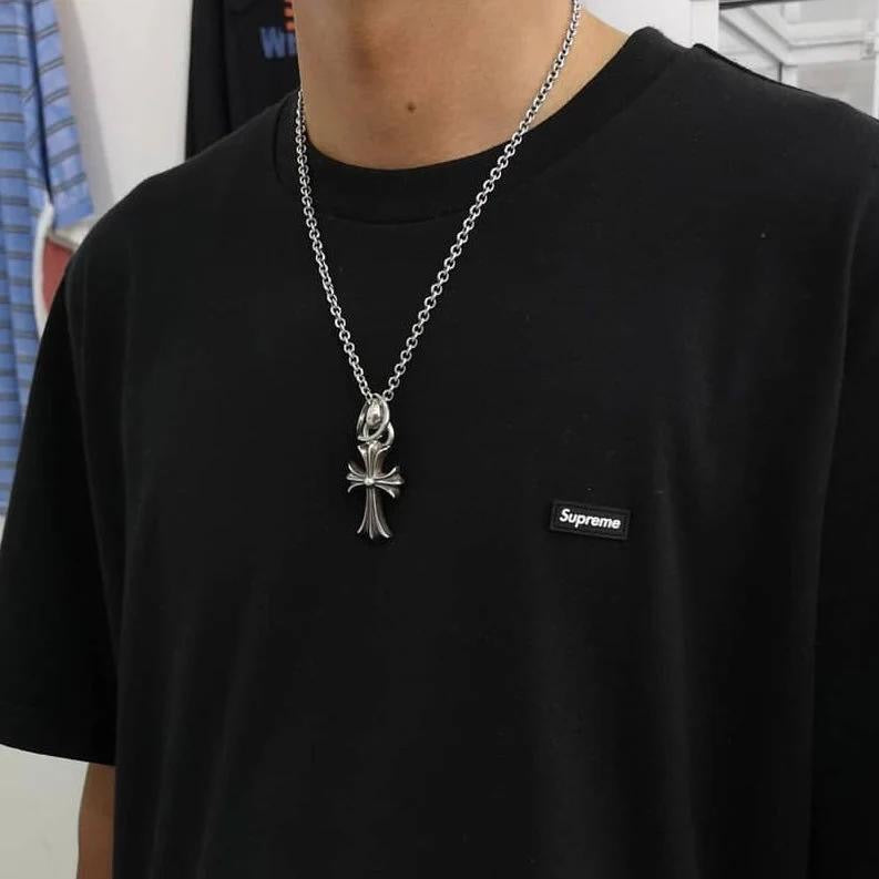 Supreme FW19 Small Box S/S Tee (繡黑Box) Black