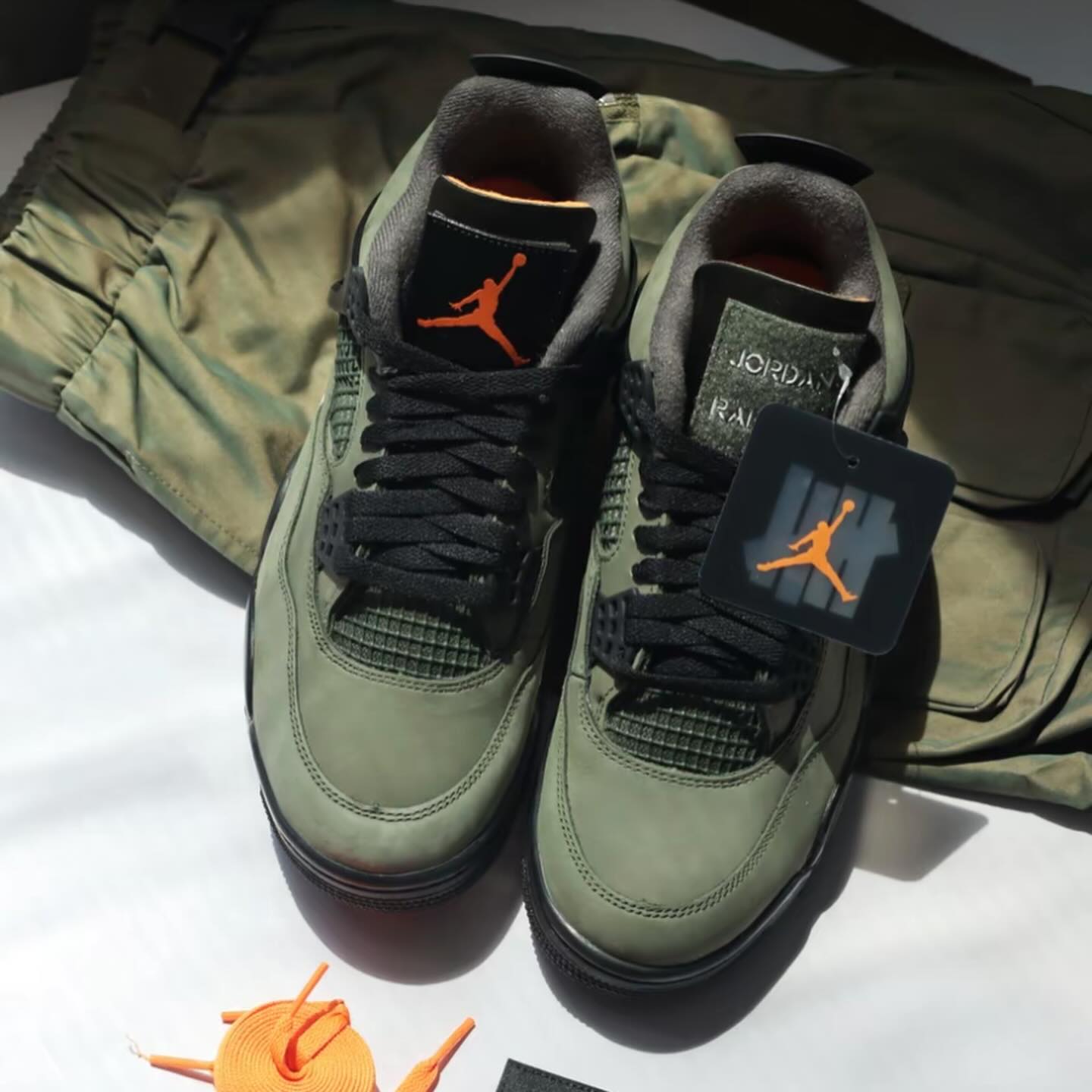 Preorder 預訂 Undefeated x Nike Air Jordan 4 Retro OG IB1519-200