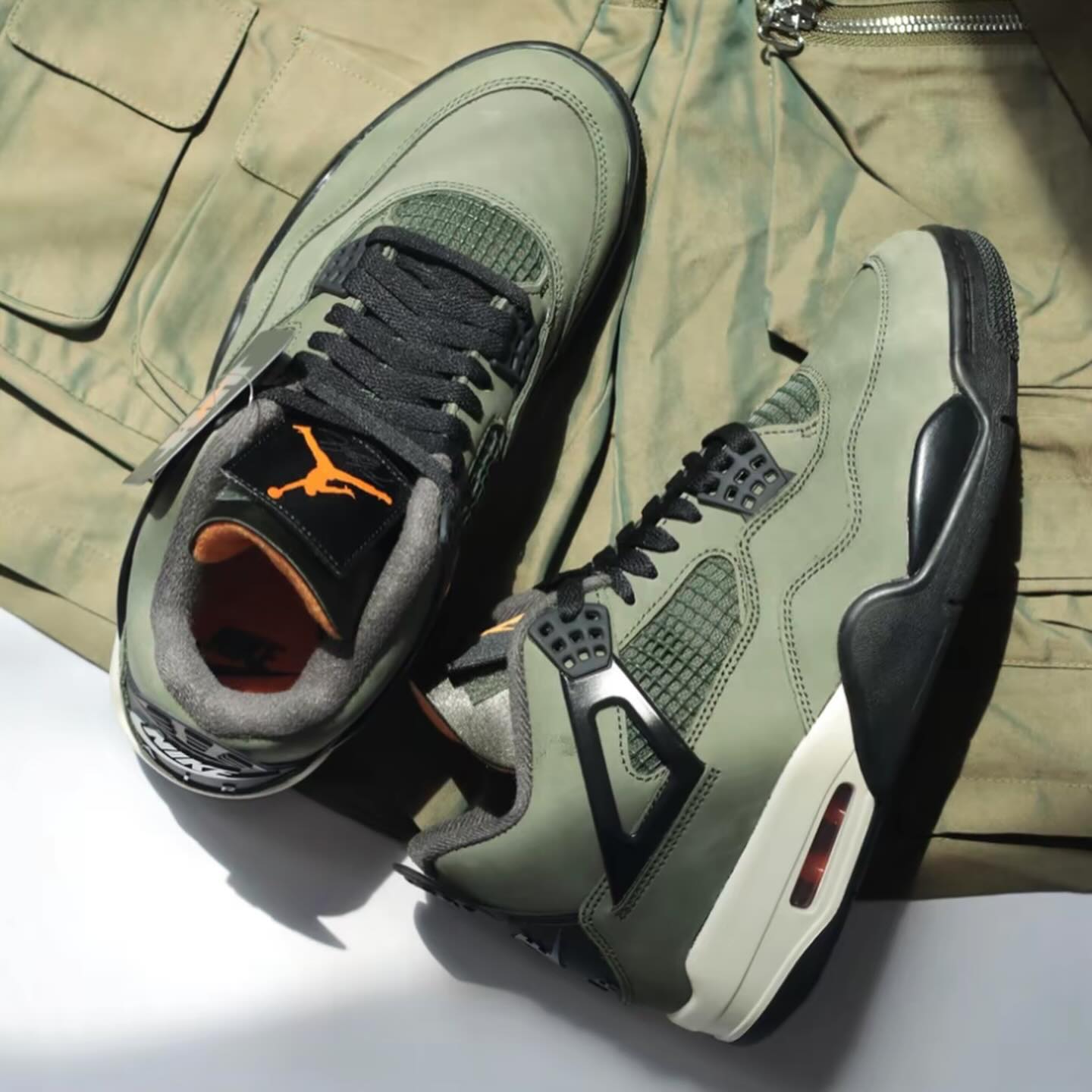 Preorder 預訂 Undefeated x Nike Air Jordan 4 Retro OG IB1519-200