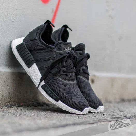 Adidas Originals NMD R1 Black Monochrome S79165 黑白